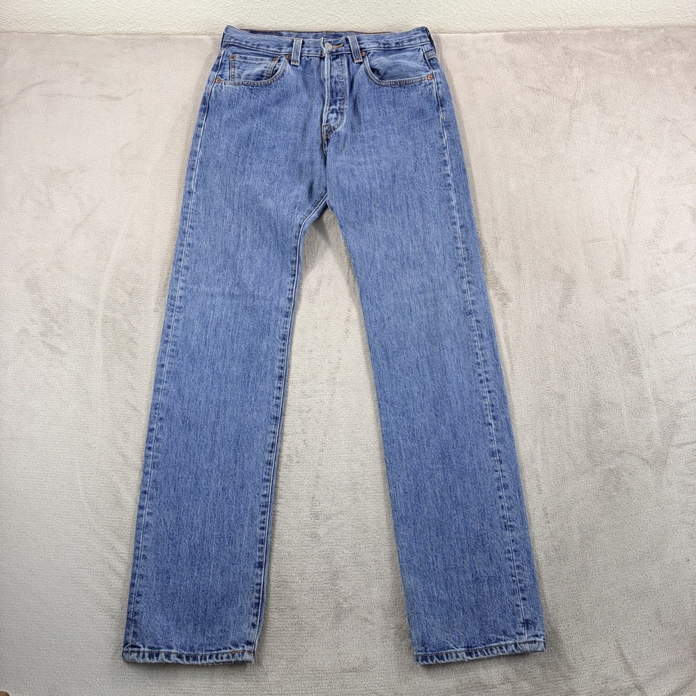 Vintage Levis 501 Straight Button Fly Jeans in Blue Wash Men 32x36 (Fits 32x35)